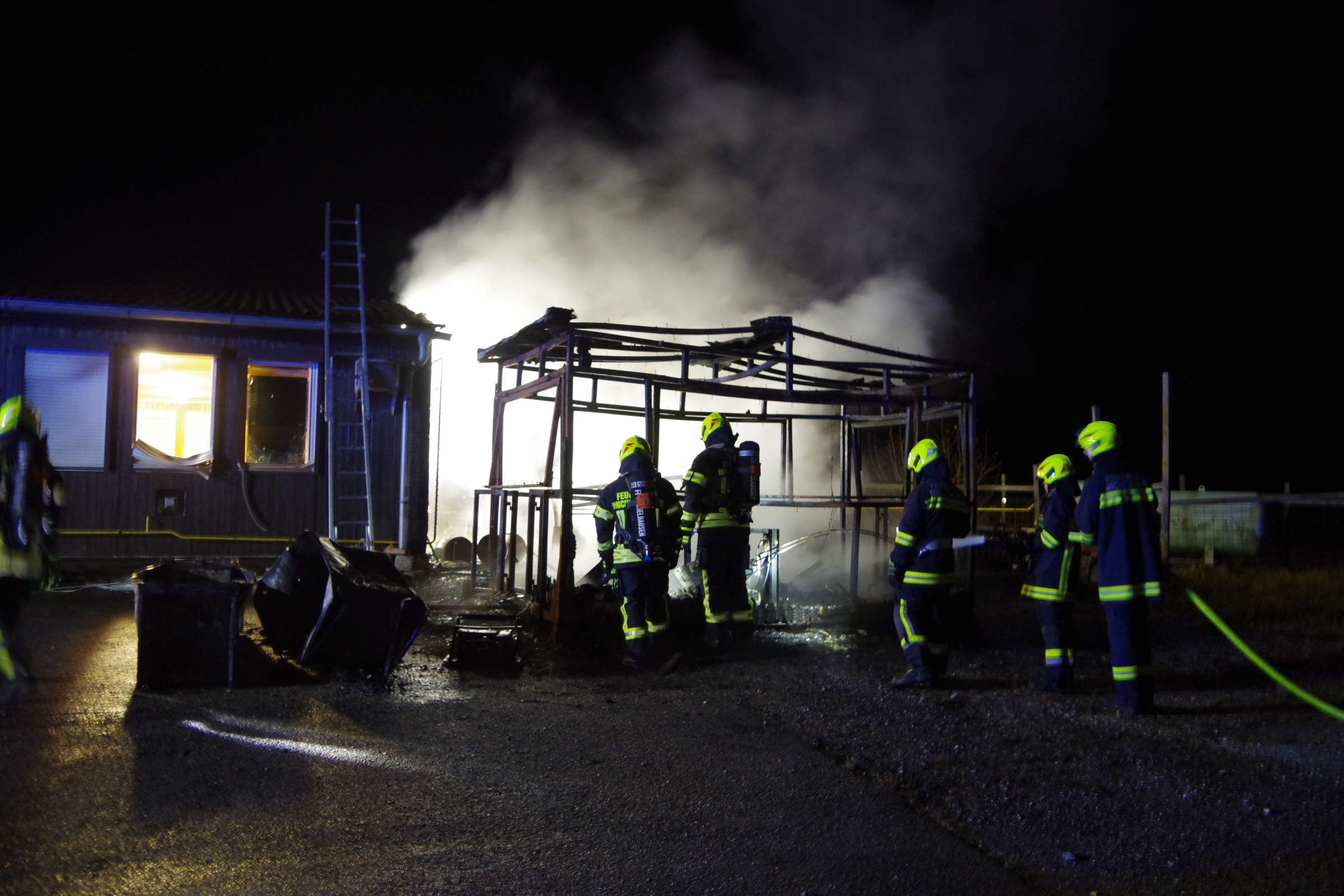 Brandeinsatz: Brand eines Containers
